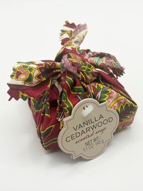 NWT Vanilla Cedarwood Castelbel Portuguese scented soap